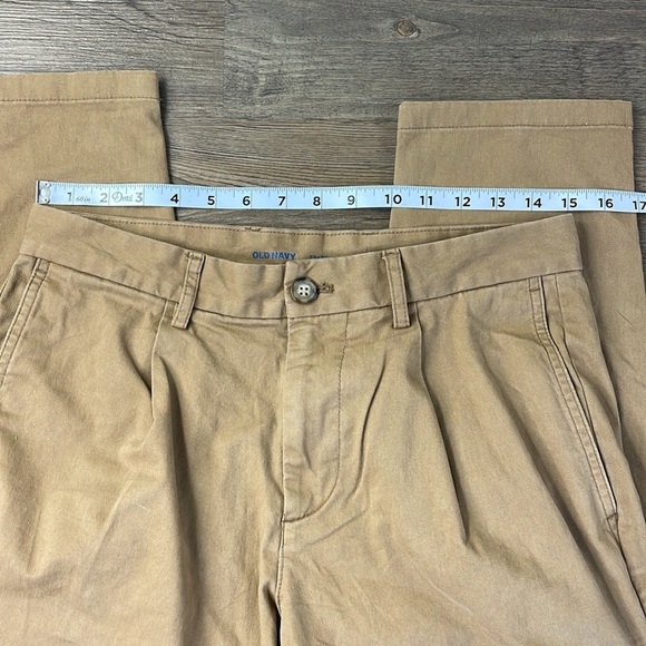 Old Navy Men’s Khaki Pants with Built in Flex, size 29x30 - Picture 5 of 10